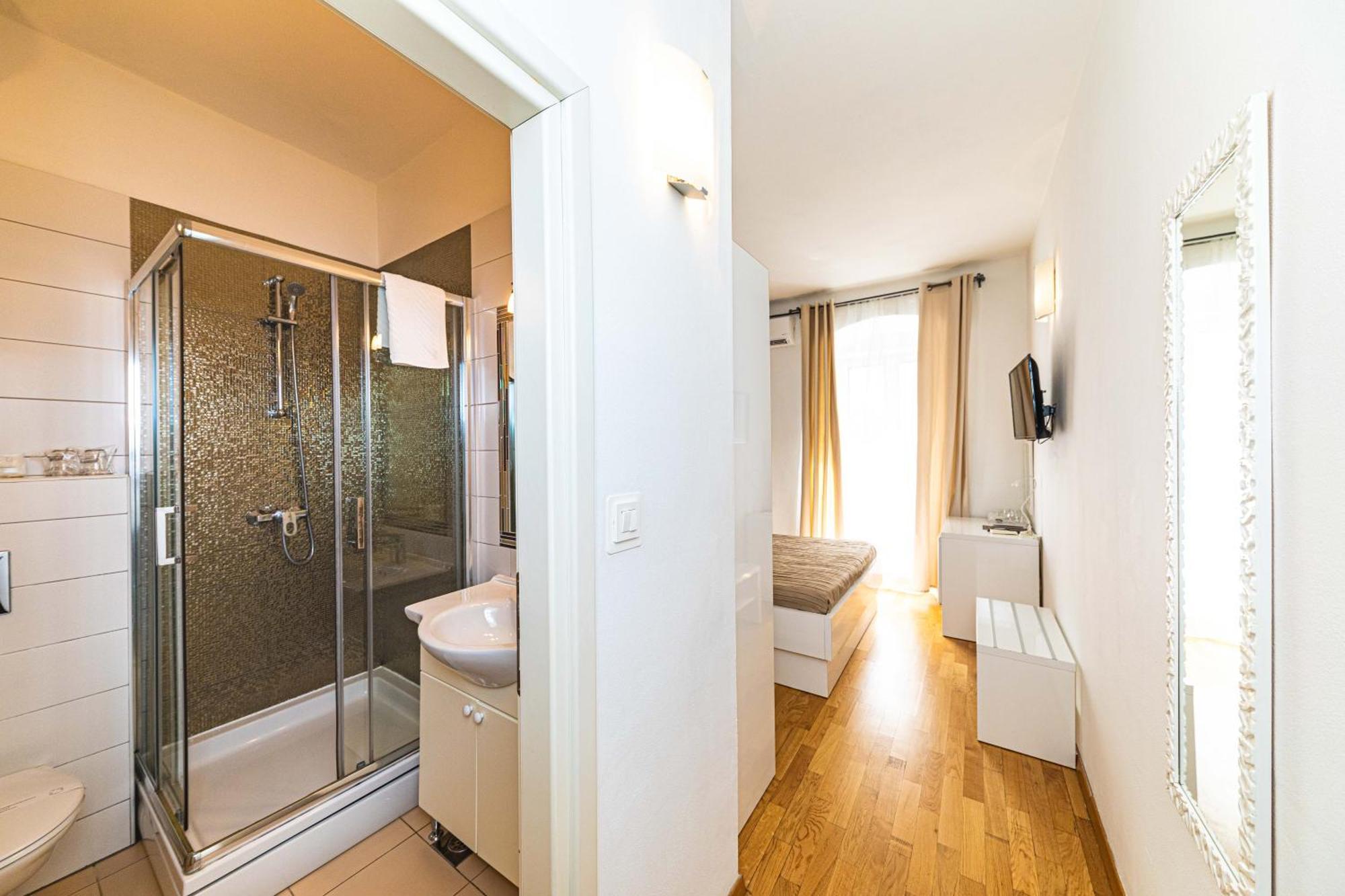 Riva City Rooms Split Quarto foto