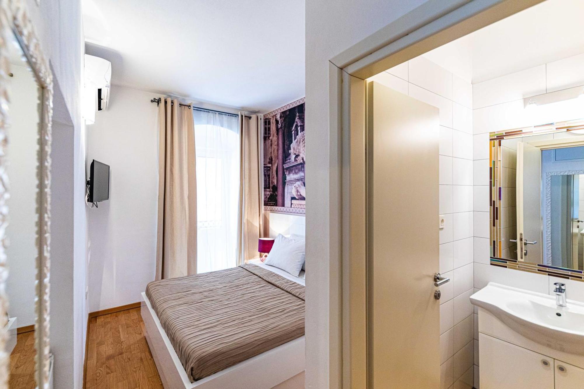 Riva City Rooms Split Quarto foto